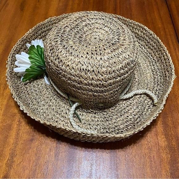 Hat - Picture 2 of 7